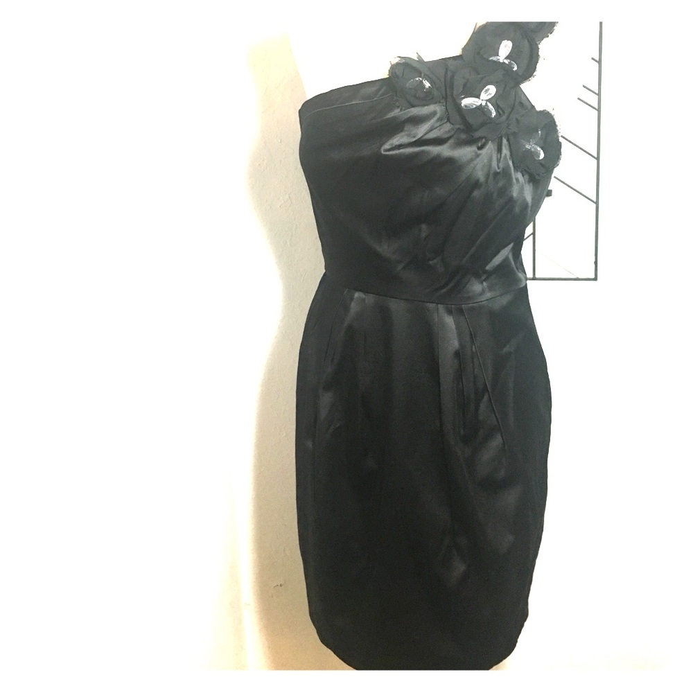 Gorgeous black dress with crystal detail - D123